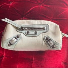 BALENCIAGAポーチ