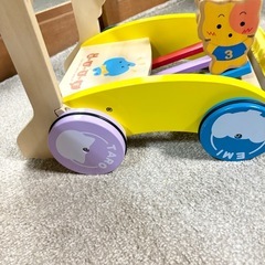 ❣️カタカタ　木製　mite  手押し車❣️の画像