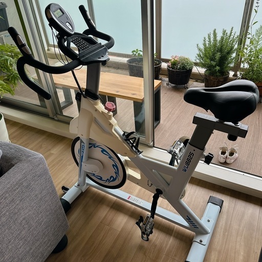 フィットネスバイク