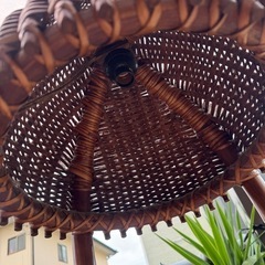 ラタン籐家具飾り棚ジャンク品の画像