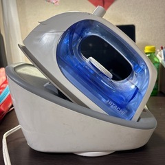 2018年製　日立蒸気アイロン