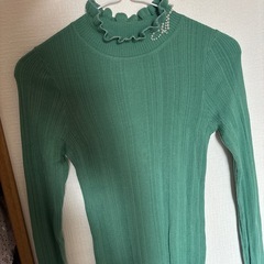 maxrieny 中古セーターの画像