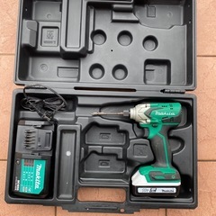 マキタ充電式インパクトドライバー18V