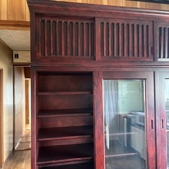 【受け渡し予定者決定】引取限定　食器棚　家具　の画像