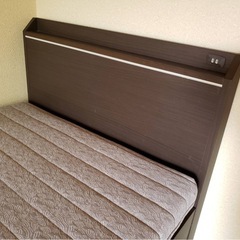 ニトリ　シングルベッドの画像