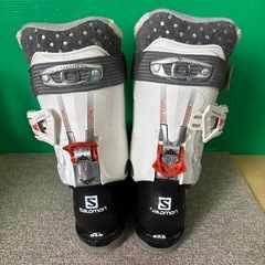 w471 SALOMON スキーブーツ 23cm 23.5cm ウィンタースポーツ ホワイト my custom fit COMFORTの画像