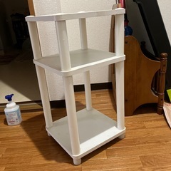 話し合い中　サイドテーブル　