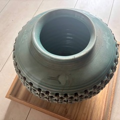 高麗青磁 飾り壺 花器 置物の画像