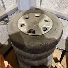 タイヤ　ホイール　