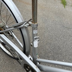 【現在商談中です。】◎27㌅ 6段ギア 現状渡し 自転車 大特価 使用感 部分的に錆ありますの画像
