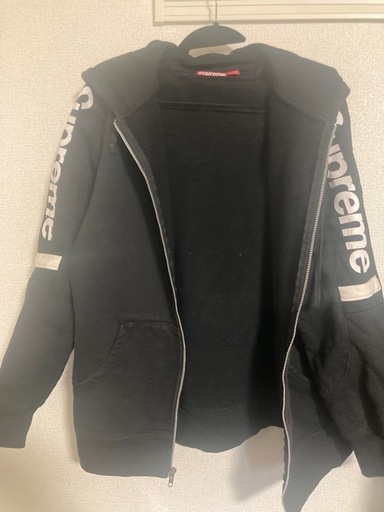 supreme パーカー