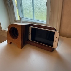 木製スピーカーの画像