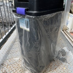 ブラックのダストボックス ゴミ箱 未使用 