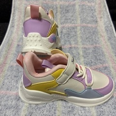 新品★スニーカー★17cmの画像