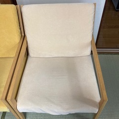 リビングチェア二つまとめての画像