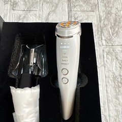 美顔器 EMS 美容器 目元美顔器 多機能 自宅エステ 超音波振動 フェイスケアの画像