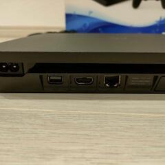 SONY PlayStation4 CUH-2200B 1TB ブラックの画像