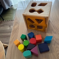 木の玩具　型はめパズル 