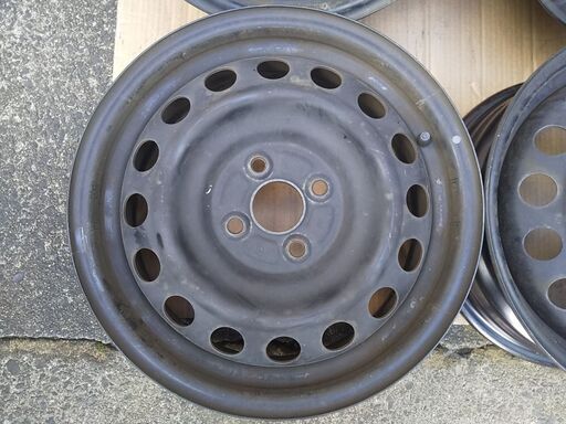 １５インチ　【中古】スチールホイール　４本　★　TOYOTA　純正