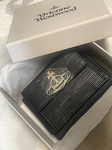 【未使用】ヴィヴィアン三つ折り財布