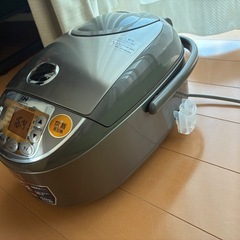 ZOJIRUSHI　炊飯器　NP-VS10 の画像
