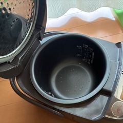 ZOJIRUSHI　炊飯器　NP-VS10 の画像