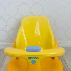 【値下げしました】Aprica アップリカ　ベビーバスチェアの画像