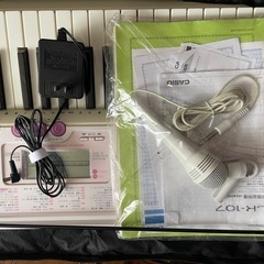 カシオの電子ピアノを譲ります。カラオケも出来ます。の画像