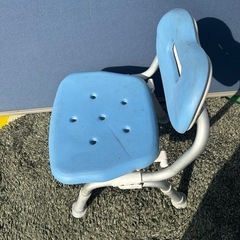折り畳み式介護用お風呂椅子の画像