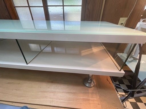 リサイクルサービス八光】幅160㎝ エナメルホワイト ガラス天板テレビ