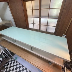 【リサイクルサービス八光】幅160㎝　エナメルホワイト　ガラス天板テレビボード　65型まで対応の画像