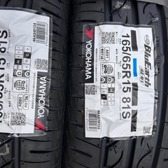 新品タイヤ　ヨコハマBluEarth AE-01