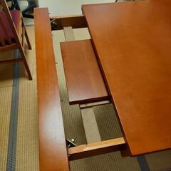 ダイニングセット/便利な伸長式テーブルの画像