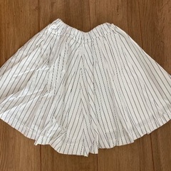 100円。女の子キュロットスカート　80cmの画像