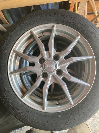 夏タイヤ　175/65/r15