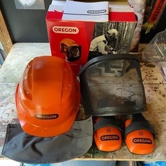 Oregon伐採 草刈り用 高性能ヘルメット《新品未使用開封済》
