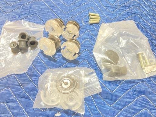 nv350キャラバン ラゲッジレール&ユーティリティナット