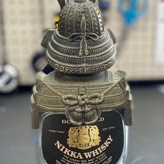 ⭐️オススメ⭐️NIKKA G&G 白戦国武将鎧兜 飾り 空瓶 No.1560の画像