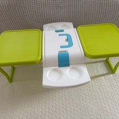 イモタニ　クーラーボックステーブル付きの画像