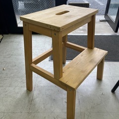 IKEA BEKVAM ベクヴェーム ステップスツール アスペン無垢材 50 cmの画像