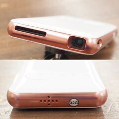 UENO-mono スマホ型プロジェクター KABENI カベーニ ローズゴールド T89AQ 壁、天井に投影OK・ バッテリー内蔵 無線接続・HDMI接続可の画像