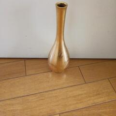 金の花瓶　陶器