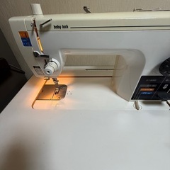 ベビーロックの職業用ミシン 「コンパニオン5300 作業台 フットペダル  の画像