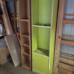 棚　本棚　２つの画像