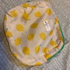 おむつポーチ、おむつ替えシートの画像