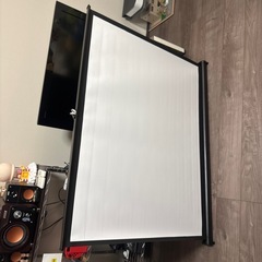 プロジェクターとスクリーンセット
の画像