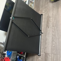 プロジェクターとスクリーンセット
の画像