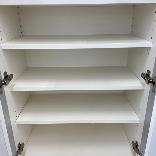 食器棚　ホワイト　11000円が入荷いたしました！！