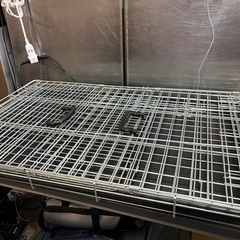 お話中　ペット用 犬用  折りたたみ式 ペットケージ Lサイズくらい 移動用 お出掛けにも！ 工具不要 全長930 幅570 高さ645 中古美品 ③の画像