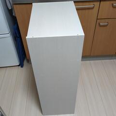 【無料でお譲りします】３段カラーボックス(その1)の画像